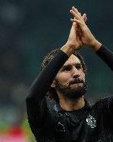 新葡京-记者：经纪人在深夜撤回了额外要求，阿德利接近加盟利雅得青年人