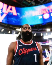 新葡京-赛季第一场就加班！KD哈登上演“夕阳红”对飚