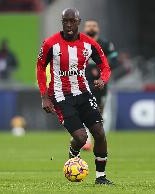 天空：热刺仍有意今夏签下维萨，俱乐部之间尚未进行接触